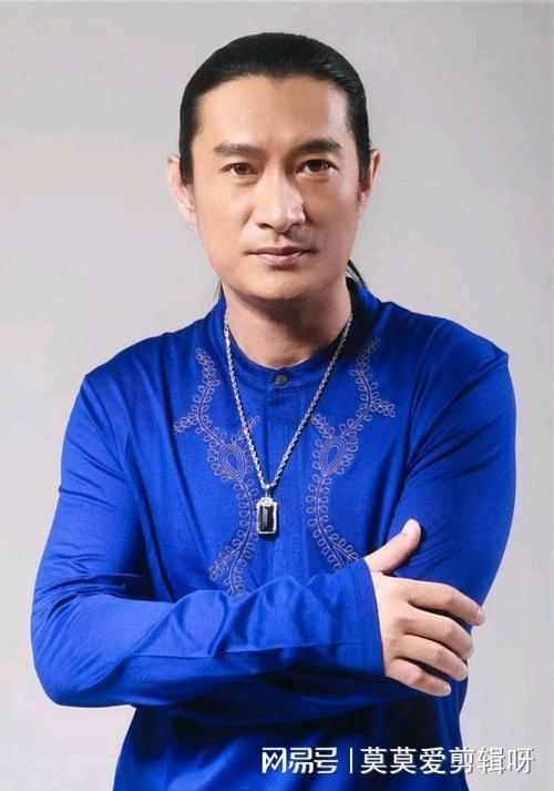 娱乐吃瓜记者是谁扮演的,娱乐吃瓜记者幕后扮演者身份大起底